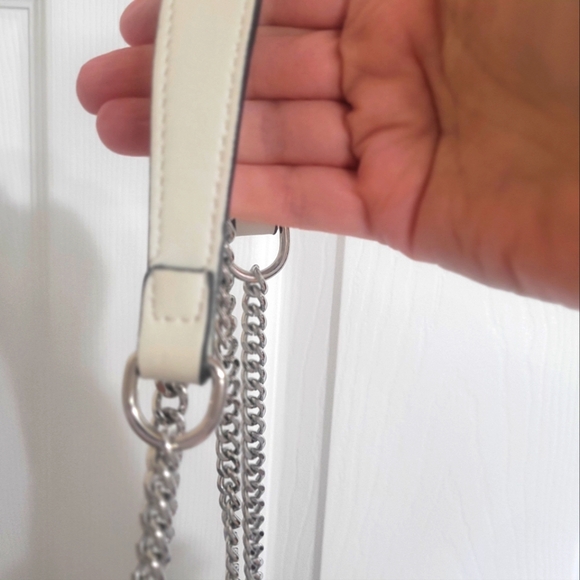 Frank Lyman Bag - Picture 7 of 11